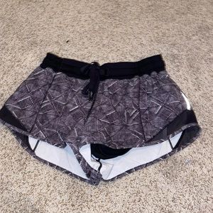 Lululemon hotty hot shorts
